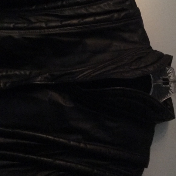 Jacket - Picture 2 of 3